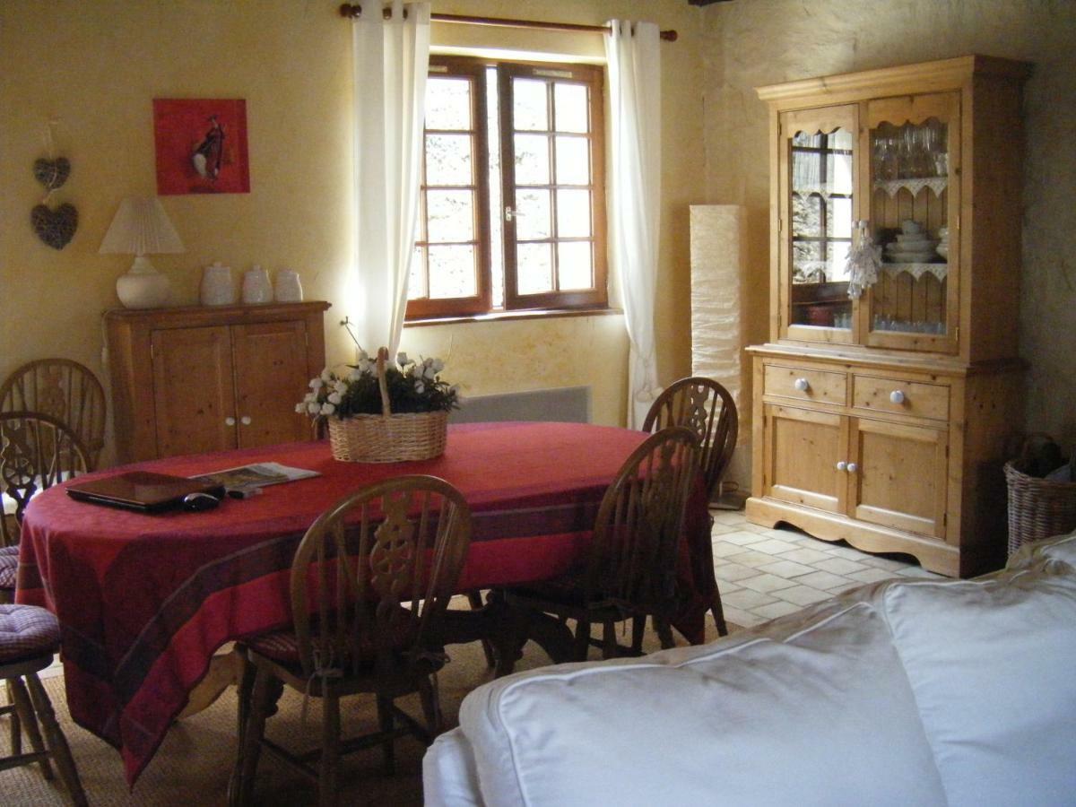 Bed and Breakfast Les Lutins à Sainte-Ruffine Extérieur photo